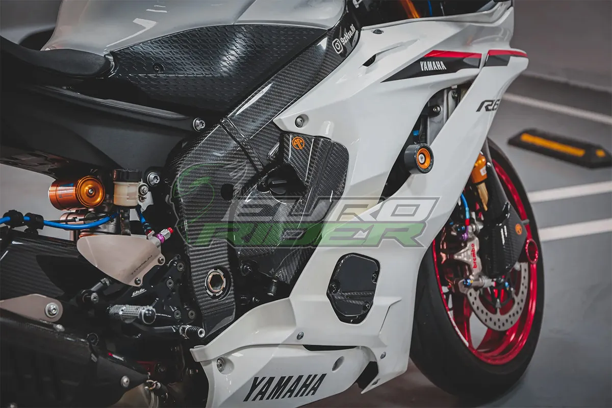 YZF-R6 (17-20) Armaspeed Carbon Fiber Engine Covers