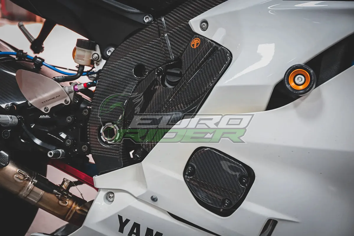YZF-R6 (17-20) Armaspeed Carbon Fiber Engine Covers